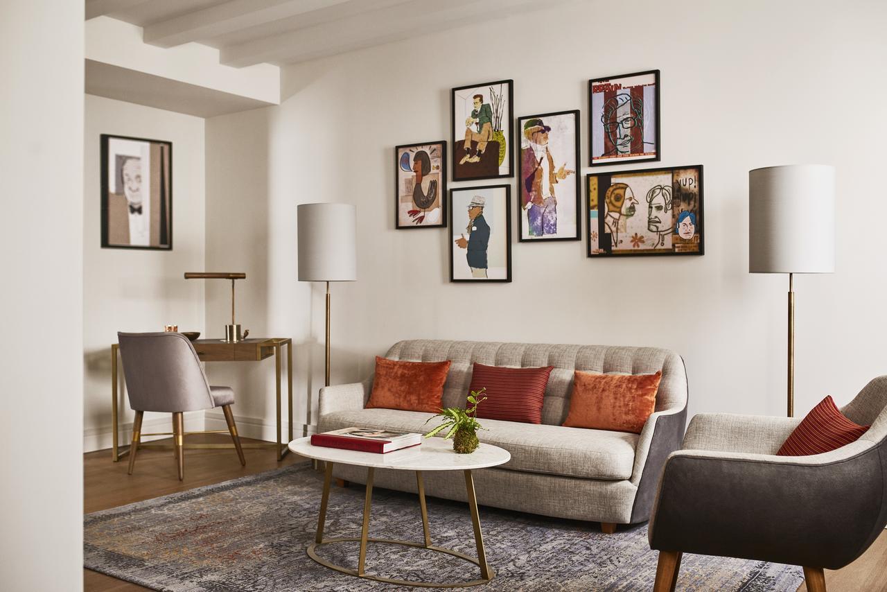 Gran Hotel Ingles - The Leading Hotels Of The World Madrid Luaran gambar A living room